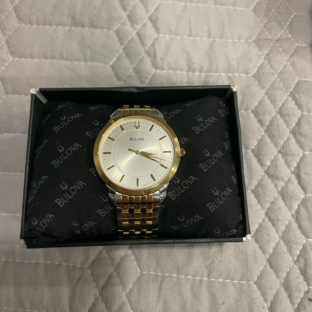 Bulova 98A121 Men’s Watch